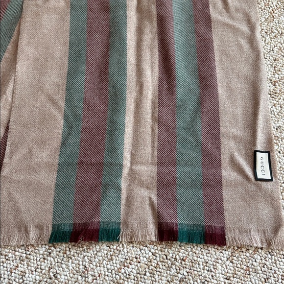 Gucci Stripe scarf - Picture 9 of 9